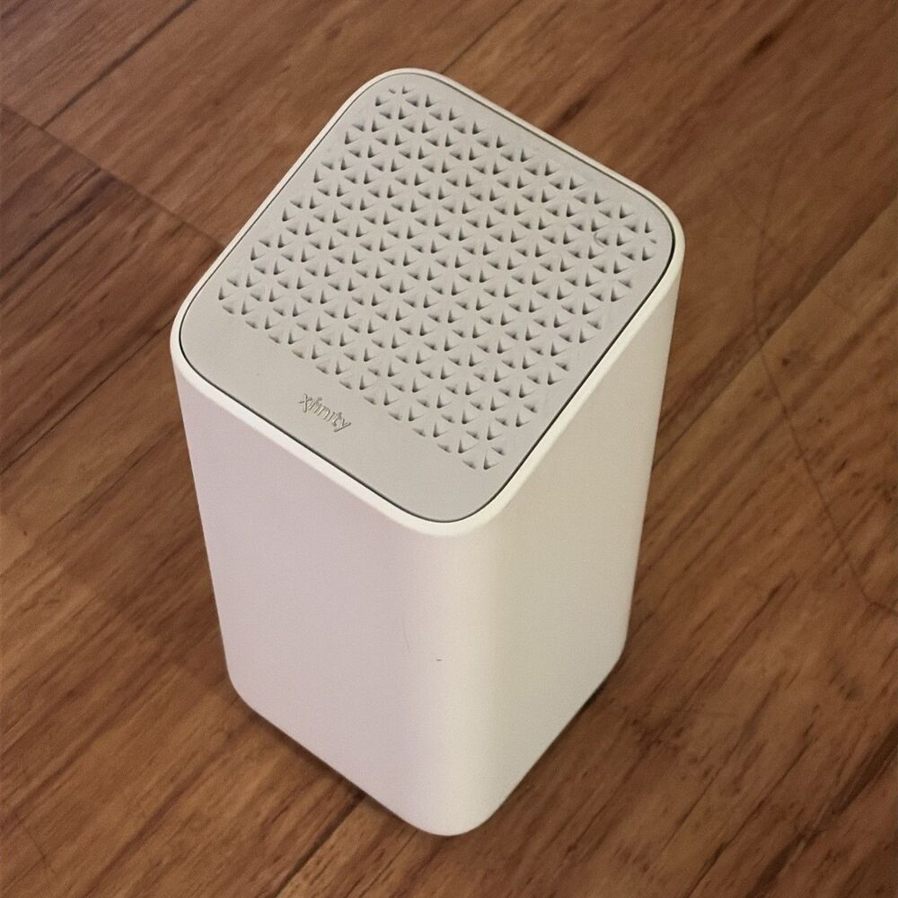 Xfinity XFi Gateway Router XB7-T Triband Wifi CGM4981COM No Power Cord